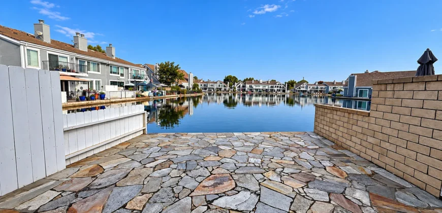 16122 Tortola Circle Huntington Beach, CA 92649